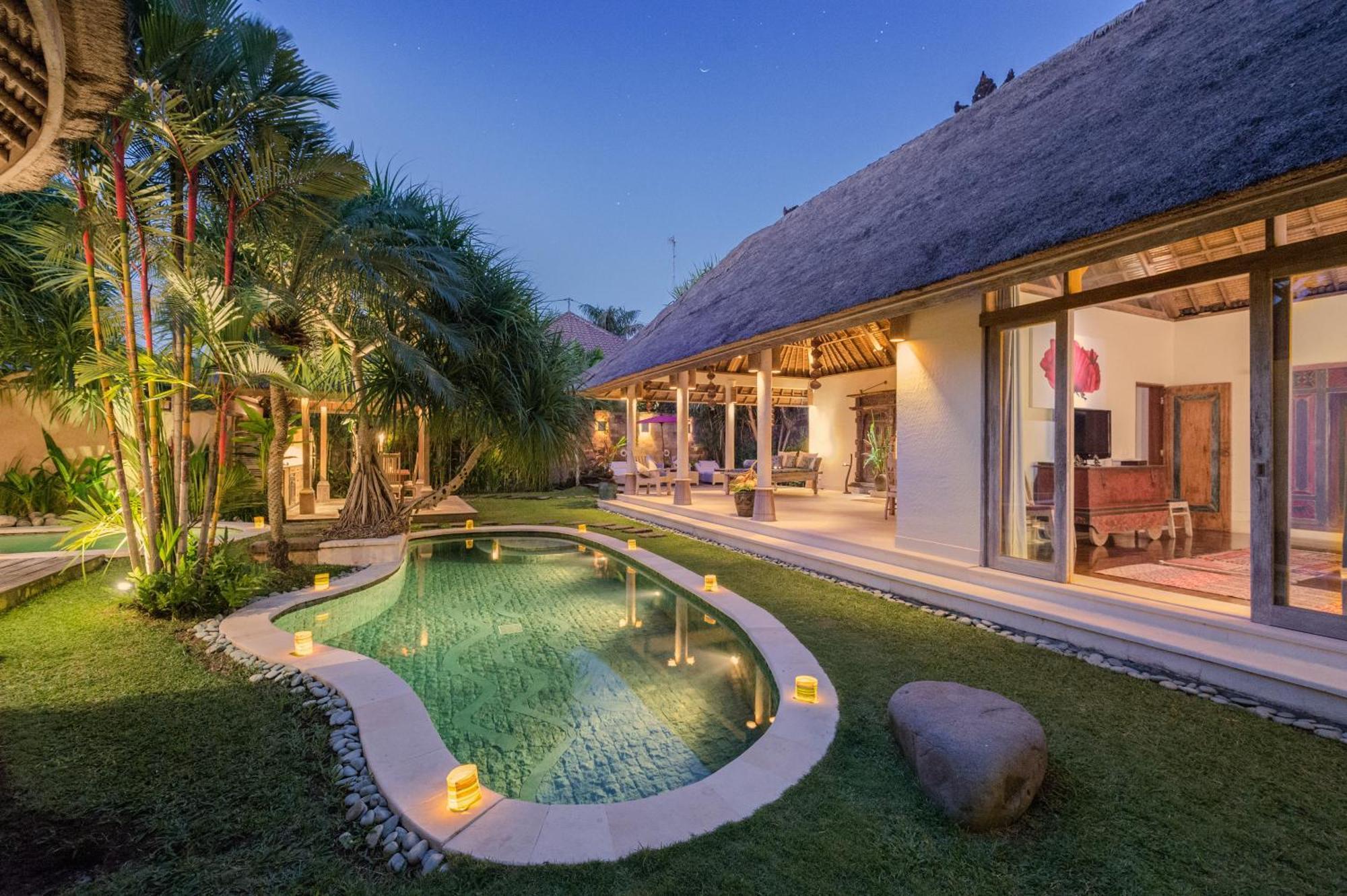 Villa Tirta Naga Bali Seminyak Exterior foto